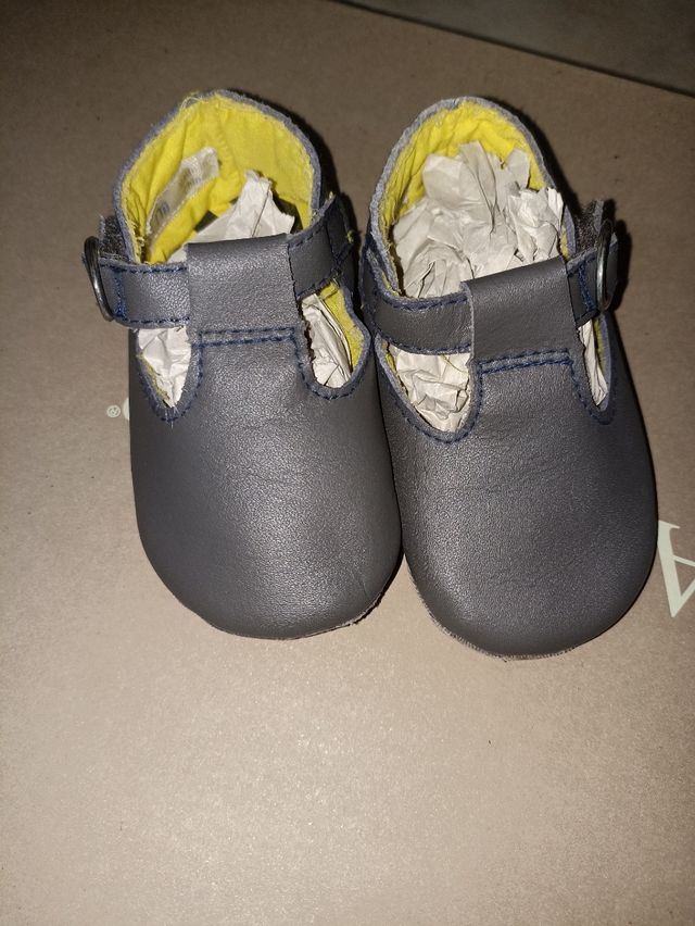 zapatillas bebe número 17