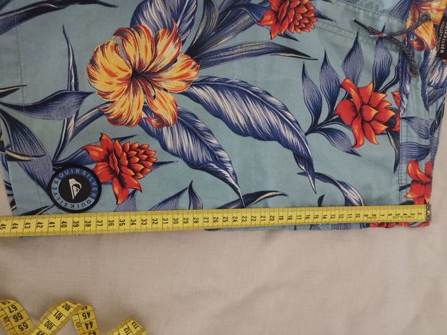 Bañador Quiksilver para adolecente. Talla 16