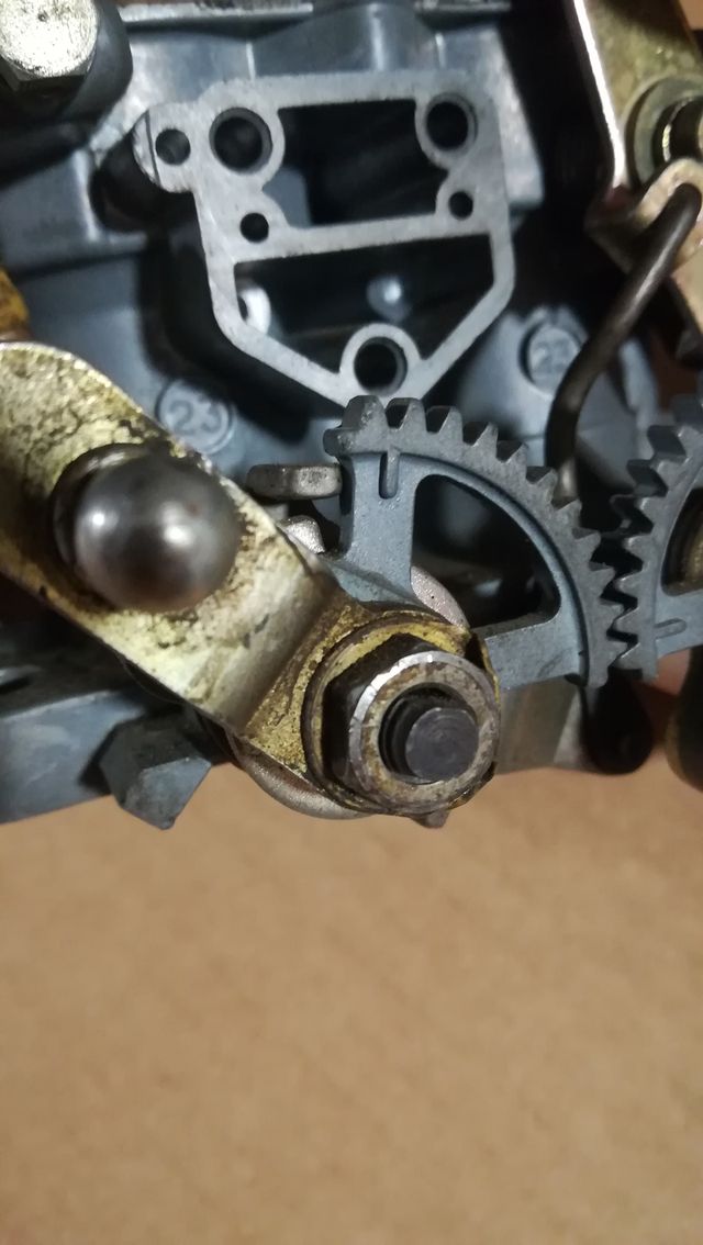 CARBURADOR APERTURA SIMULTANEA