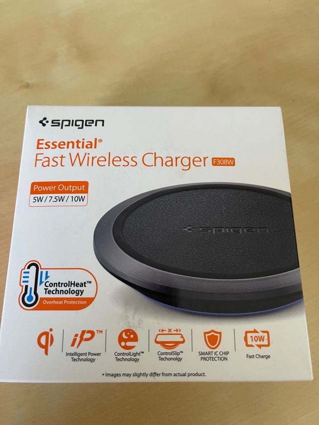 Cargador inalámbrico móvil. Spigen. Precintado.