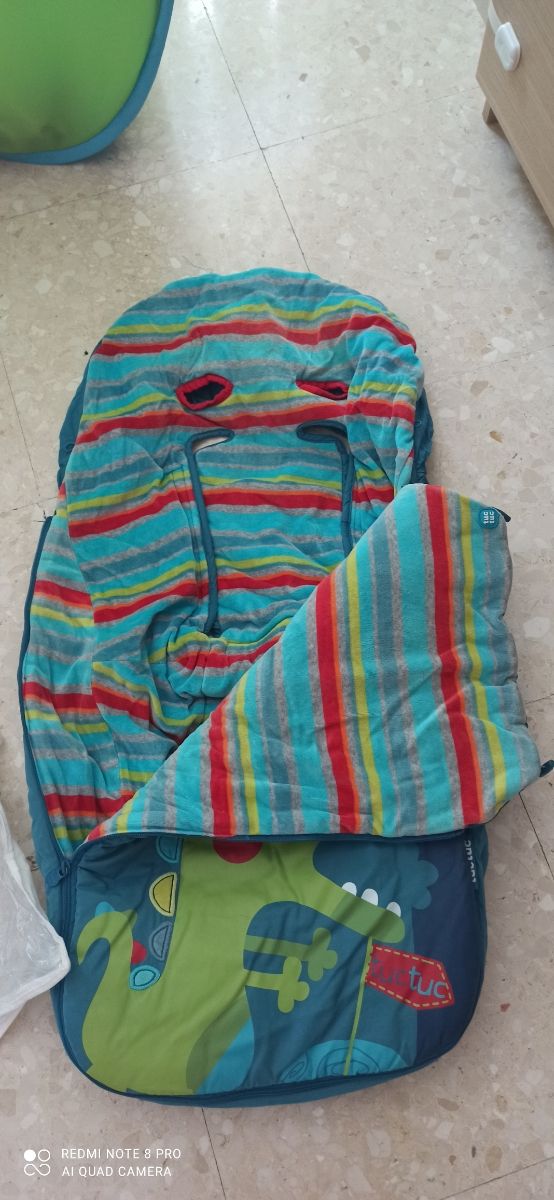 Colcha de invierno para carrito marca Tuc Tuc