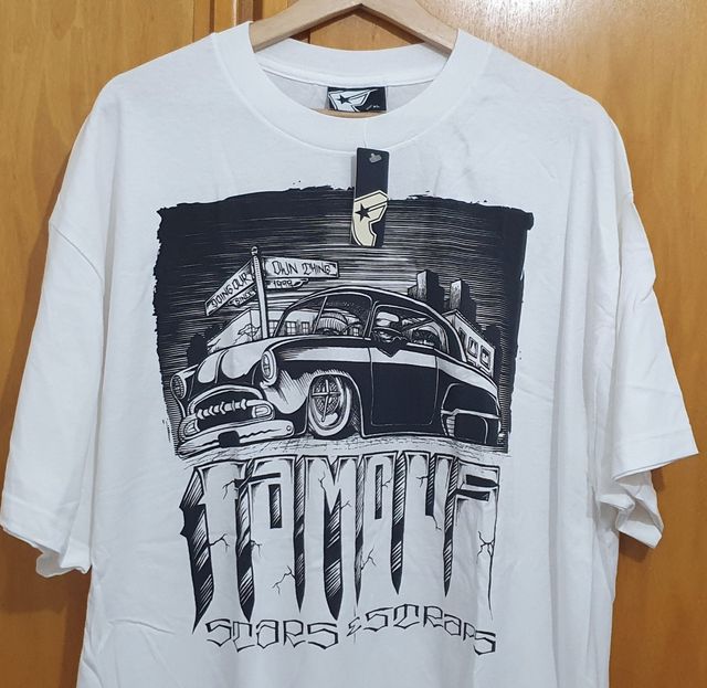 FAMOUS STARS ORIGINAL A ESTRENAR TALLA XL DE U.S.A