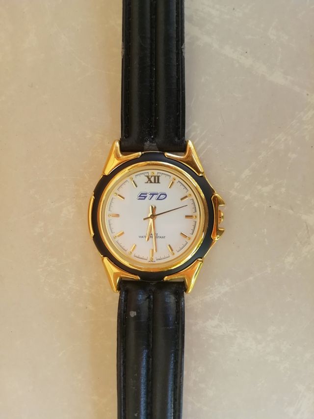 Reloj STD