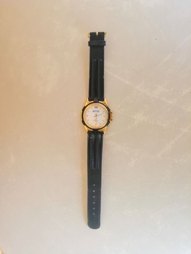 Reloj STD