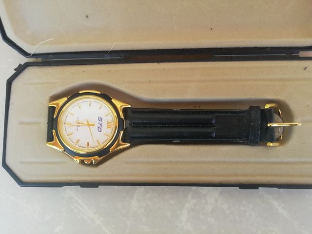 Reloj STD