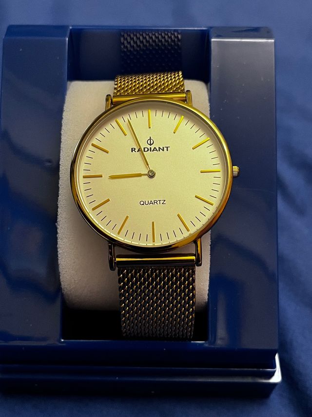 Reloj Radiant dorado