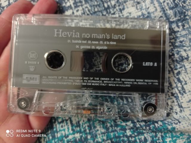 Set di 2 Audiocassette: Hevia e Midge Ure