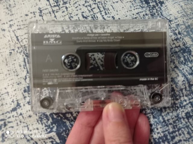 Set di 2 Audiocassette: Hevia e Midge Ure