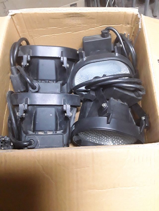 Focos Alogenos, Ovalados, usados dos veces