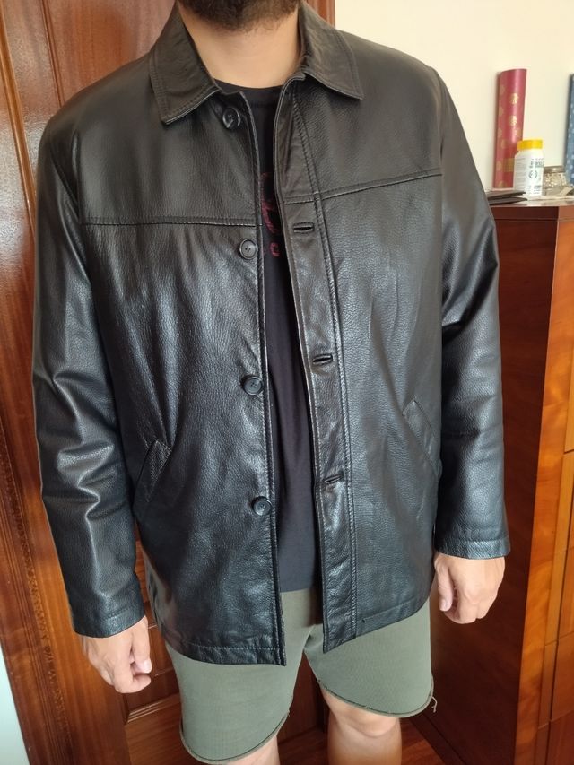 Chaqueta piel negra