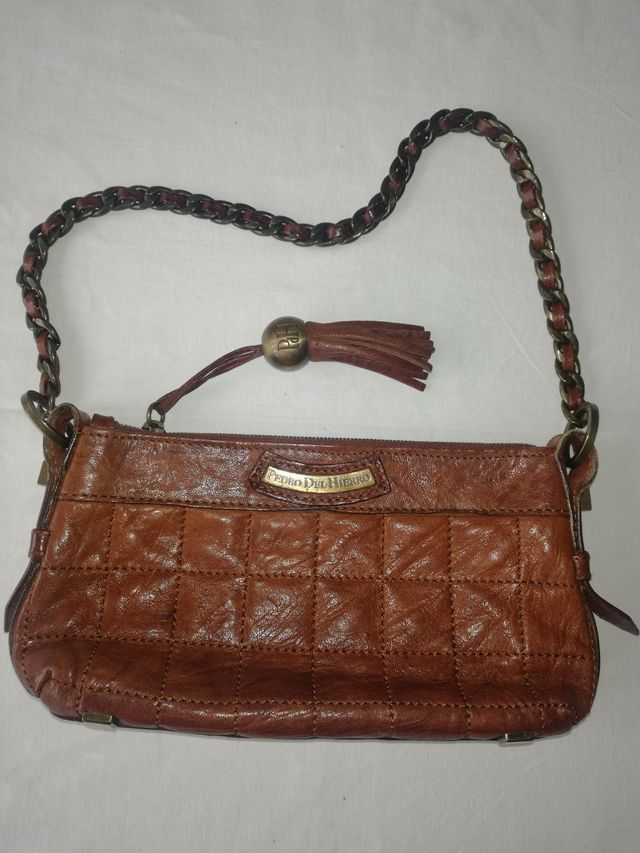 BOLSO CLUTCH ( DE MANO).PIEL . PEDRO DEL HIERRO