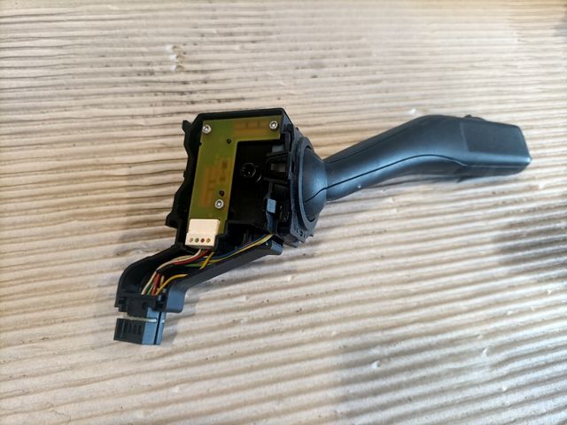 Mando luces Volkswagen Touran tdi 1T1