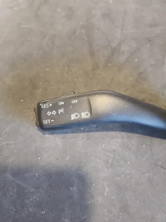 Mando luces Volkswagen Touran tdi 1T1