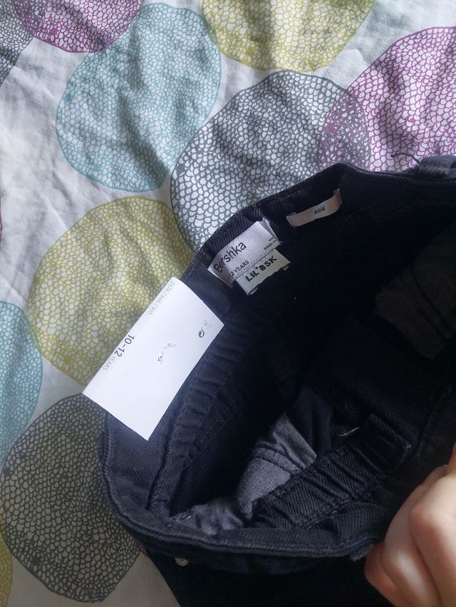 Pantalón corto negro Bershka talla 10-12