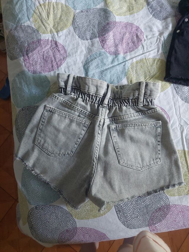Pantalón corto blanco Bershka talla