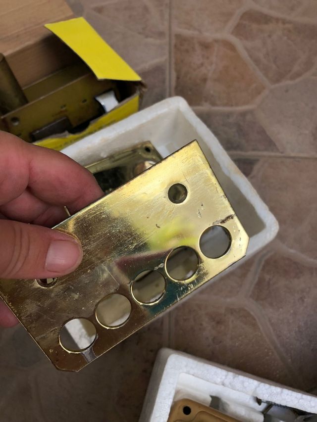 Tres Cerraduras con sus llaves