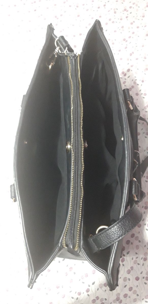 Bolso Stradivarius 50%