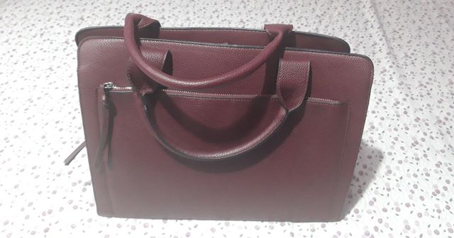 Bolso Stradivarius 50%
