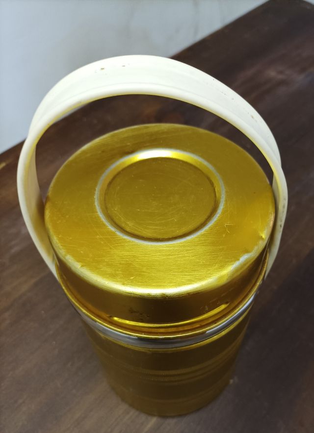 Termo vintage para comida
