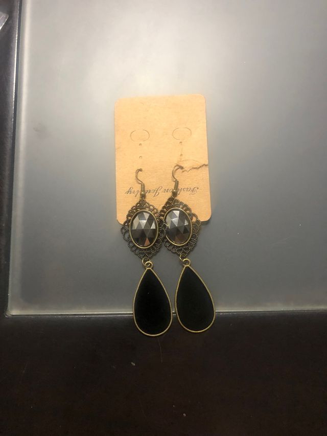 Pendientes preciosos muy bonitos para un evento