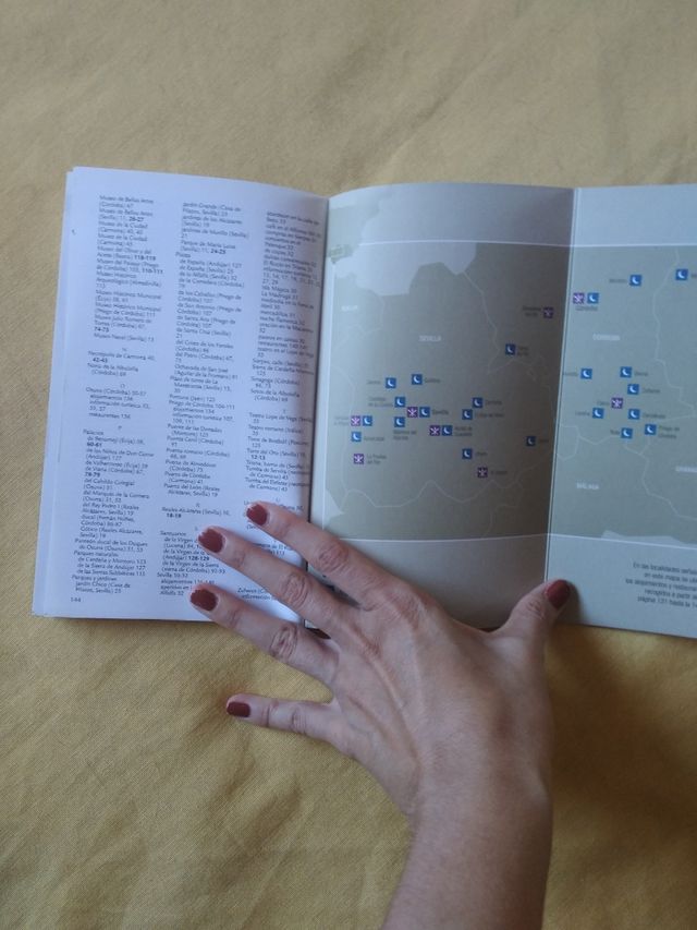 Guía: Andalucía I. El Viajero. (2005) 