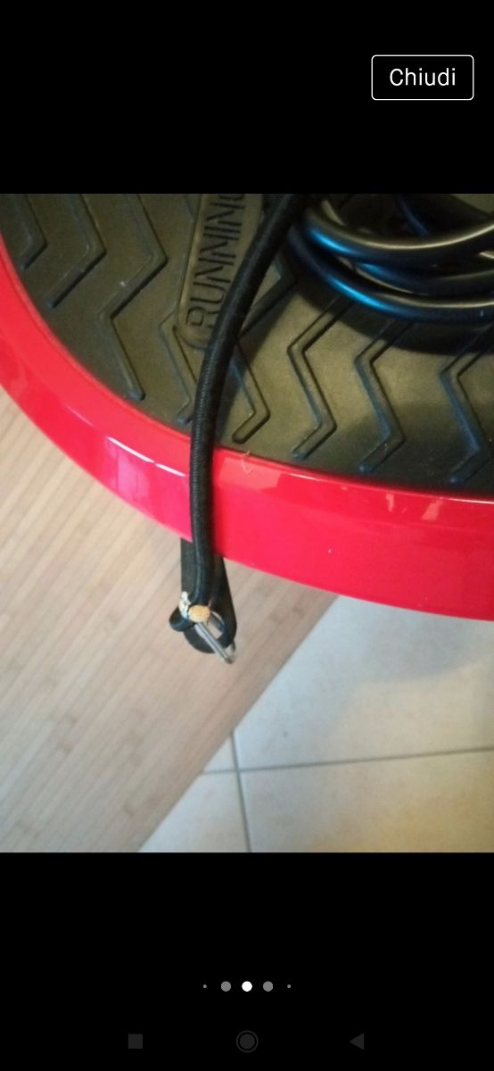 pedana vibrante con telecomando ed alastici