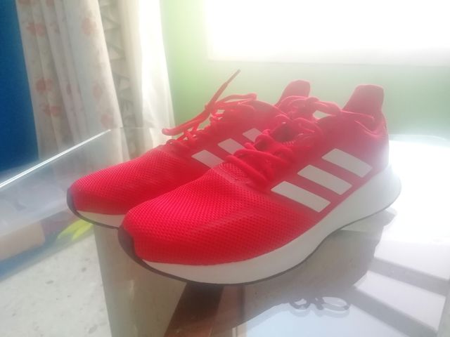 Zapatillas adidas rojas