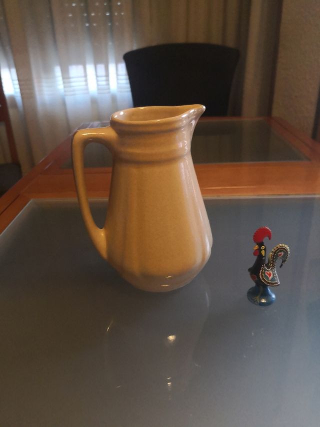 Jarra y Figura del Gallo de la suerte (Portugal)