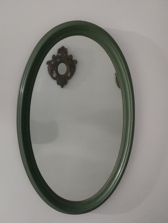 ESPEJO RESTAURADO OVALADO