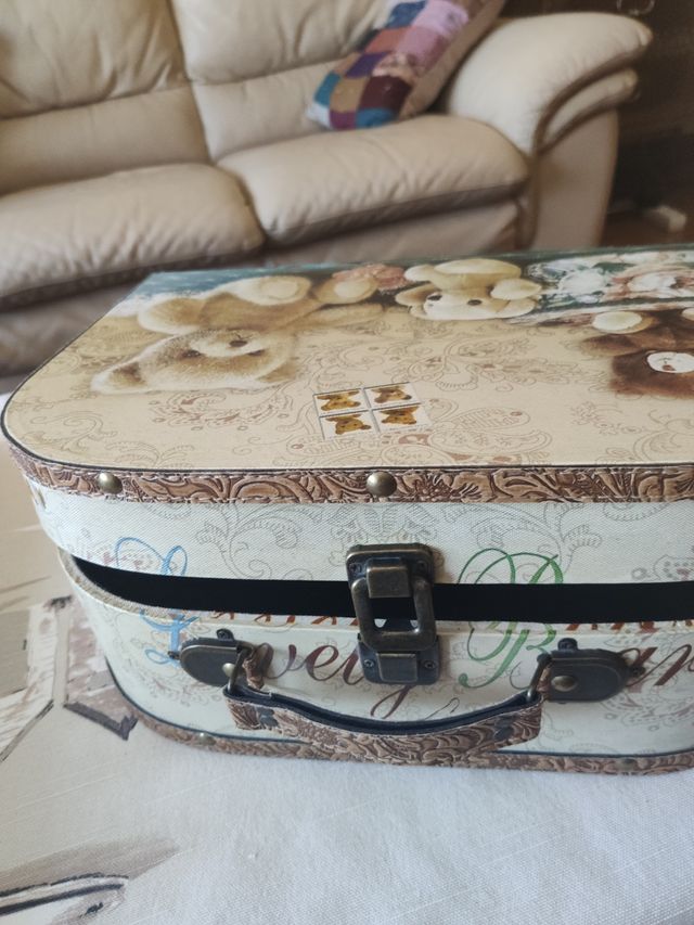 Maleta de niños para guardar cosas especiales