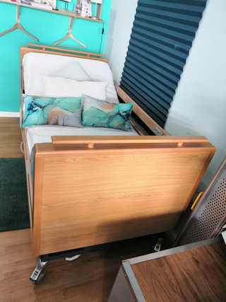 Cama articulada de 90 elevable