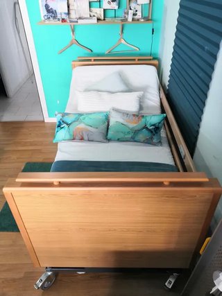 Cama articulada de 90 elevable