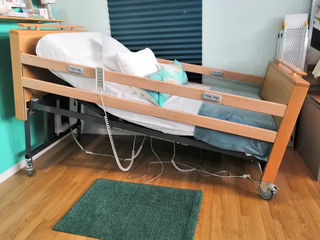 Cama articulada de 90 elevable