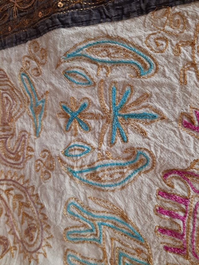 tapiz con motivos de la India