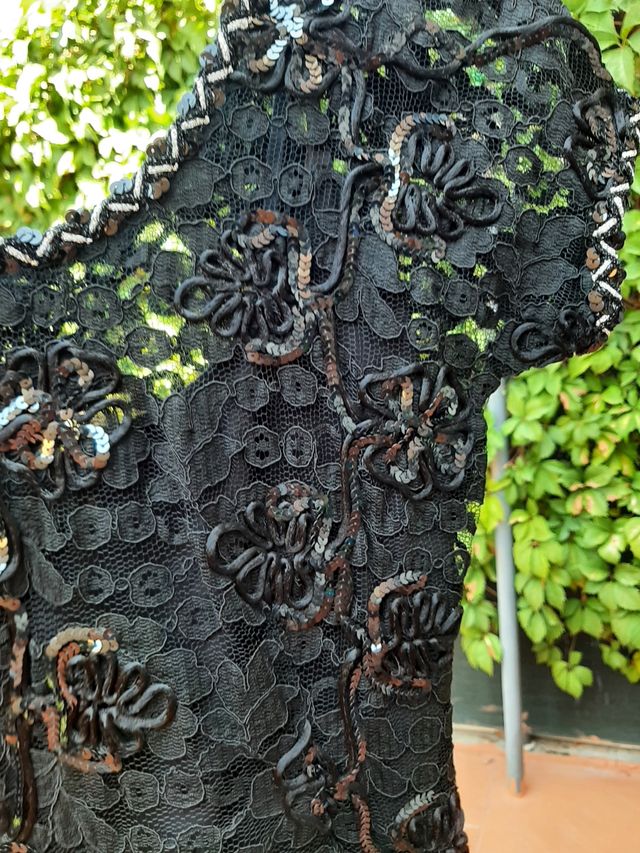 Vestido artesanía española