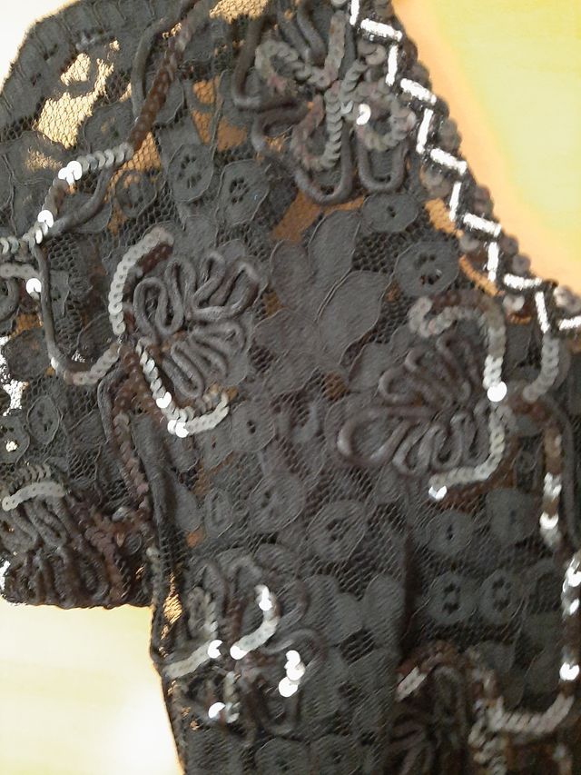 Vestido artesanía española