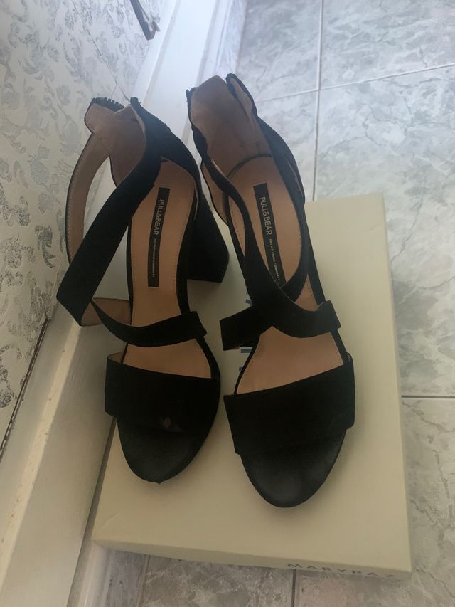 Zapatos tacón negros con plataforma