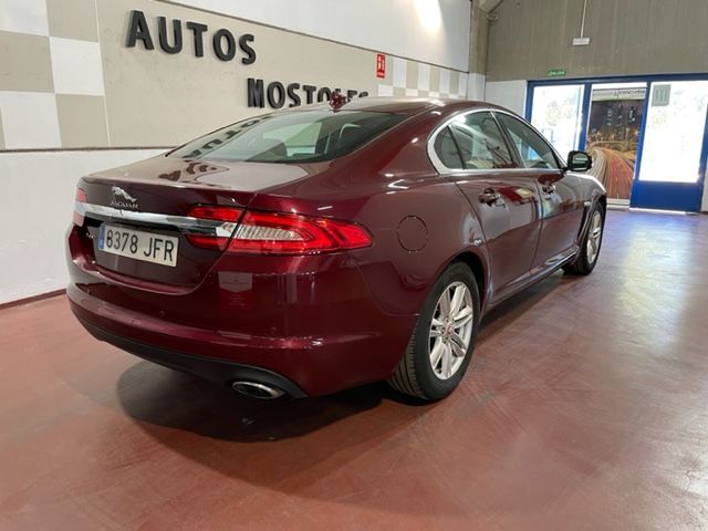 Jaguar XF 2.2D 200CV 2015