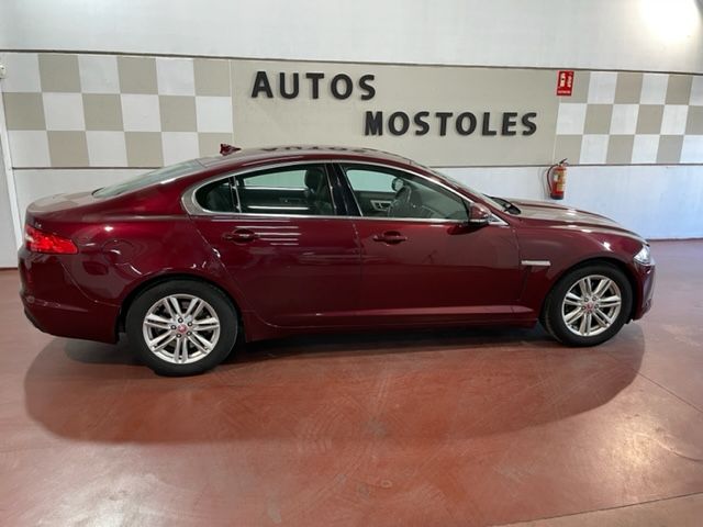Jaguar XF 2.2D 200CV 2015