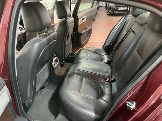 Jaguar XF 2.2D 200CV 2015