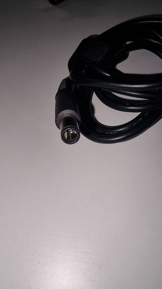 Cargador portatil HP 65w