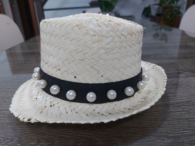 sombrero de paja nuevo con perlas