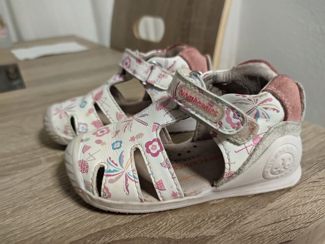 sandalias bebé talla 20