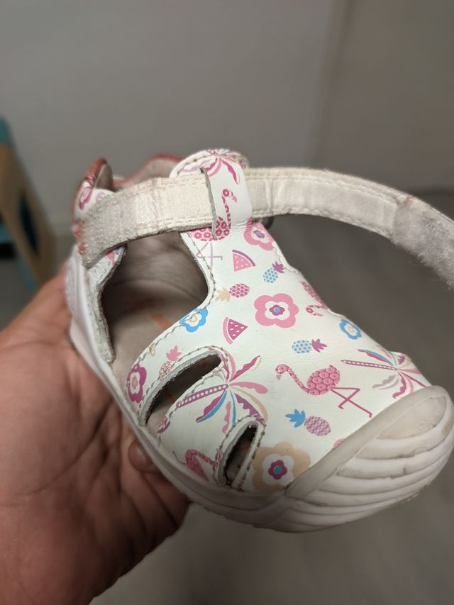 sandalias bebé talla 20