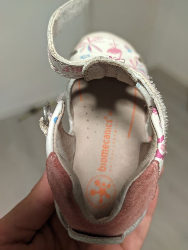 sandalias bebé talla 20
