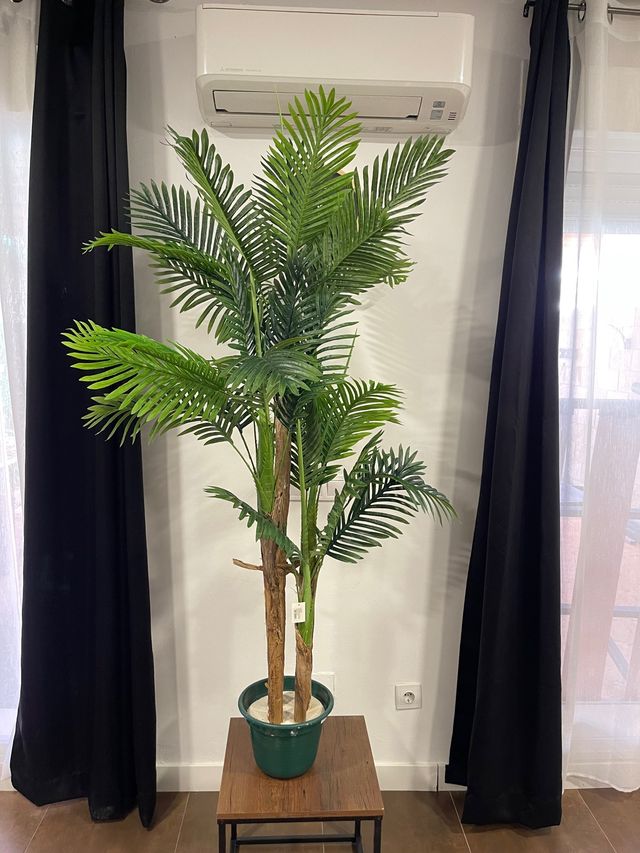 Planta artificial 1,70 de alto excelente acabado