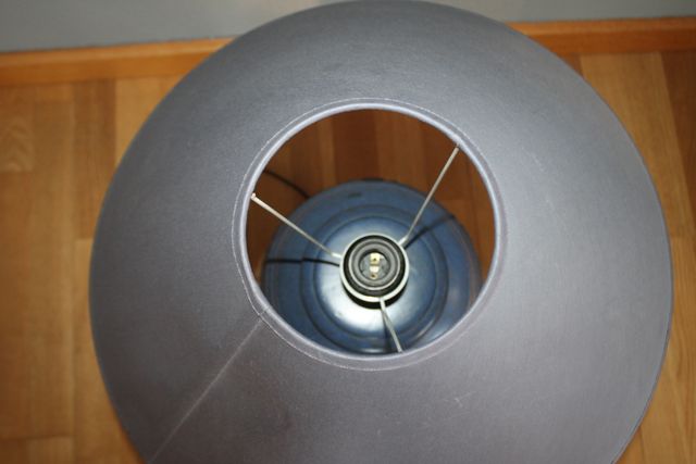 LAMPARA DE MESA - VER MEDIDAS