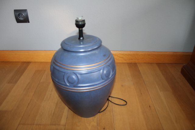 LAMPARA DE MESA - VER MEDIDAS