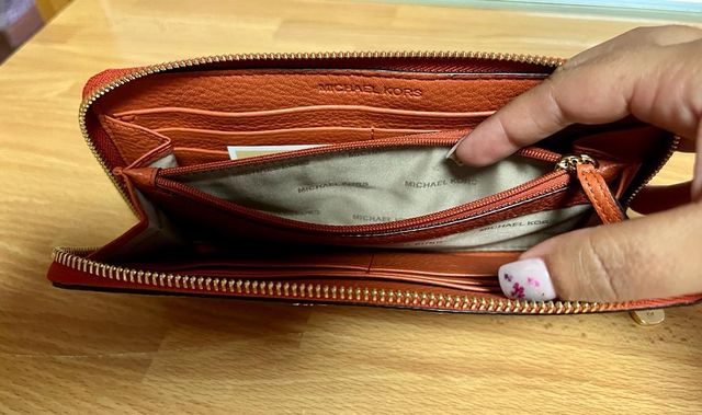 Cartera Michael Kors original