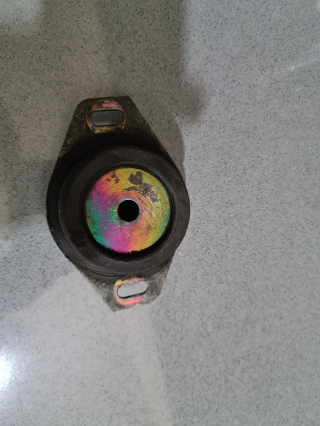 taco o soporte motor original Peugeot 206